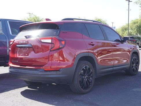 Certified 2022 GMC Terrain SLE w/ Driver Convenience Package FWD image 5
