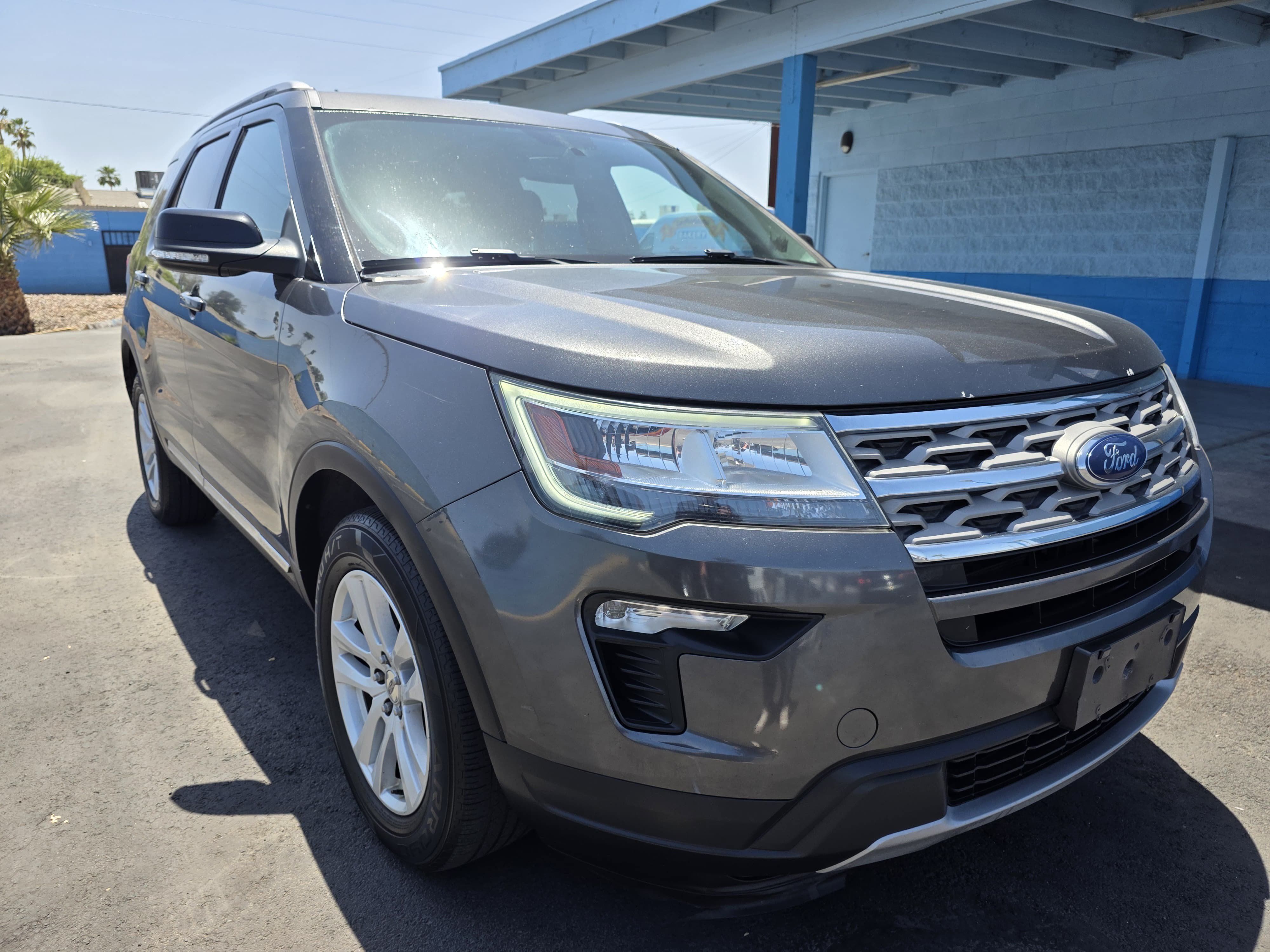 Used 2018 Ford Explorer XLT w/ Equipment Group 201A AWD/4WD image 1