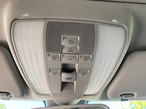 Used 2014 Mercedes-Benz E 350 Sedan image 18