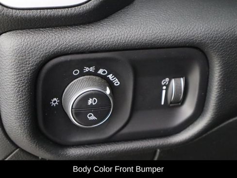 Used 2022 RAM 1500 Big Horn AWD/4WD image 22