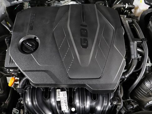 Used 2023 Hyundai Sonata SEL w/ Cargo Package image 17