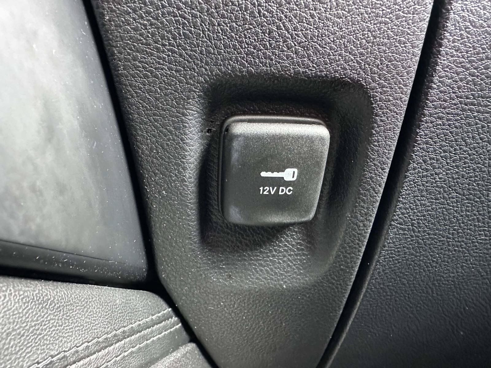 Used 2021 Dodge Durango SXT AWD/4WD image 28