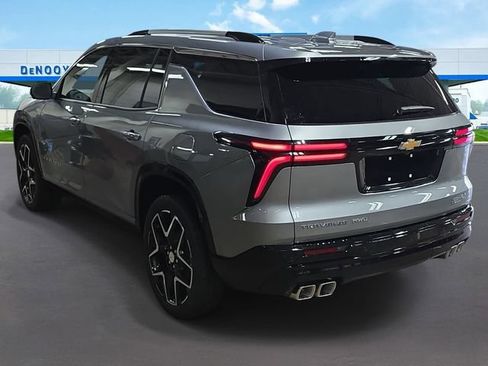 New 2026 Chevrolet Traverse High Country w/ LPO, Floor Liner Package AWD/4WD image 9