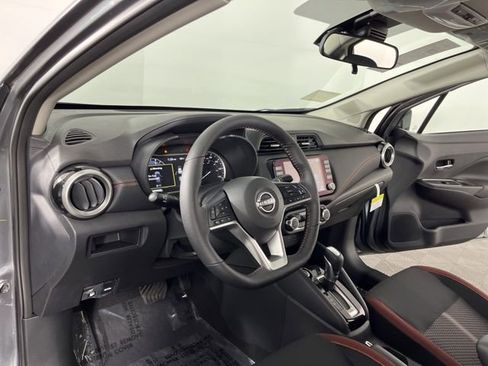 New 2025 Nissan Versa SR w/ Trunk Package image 19