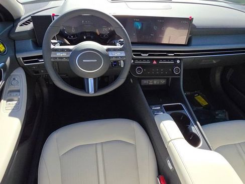 New 2026 Hyundai Sonata SEL image 3