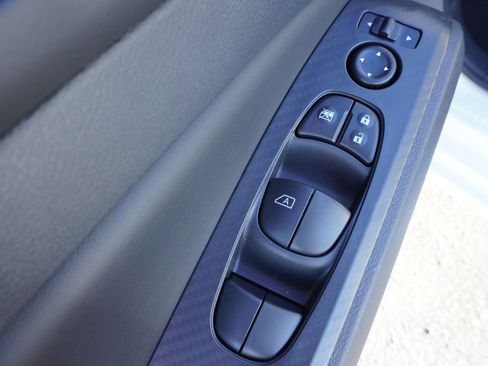 Certified 2025 Nissan Altima 2.5 SV image 15