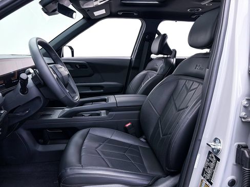 Used 2027 Kia Telluride EX X-Line w/ Towing Package AWD/4WD image 22