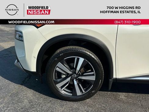 Certified 2023 Nissan Rogue Platinum w/ Platinum Premium Package AWD/4WD image 6