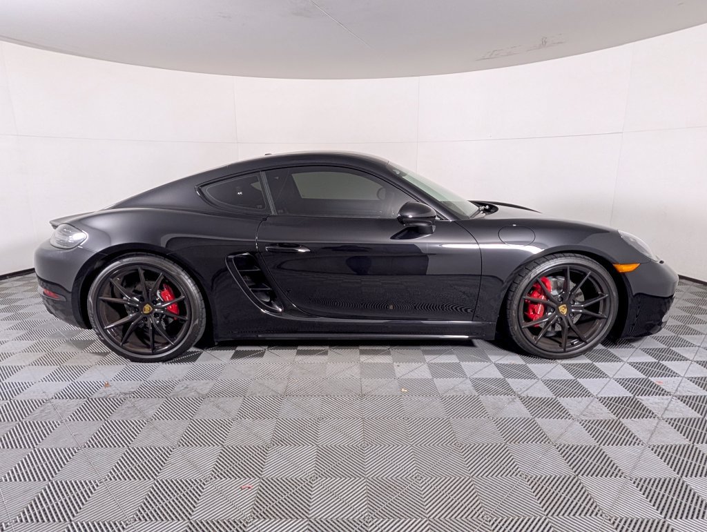 Certified 2025 Porsche 718 Cayman S RWD image 8