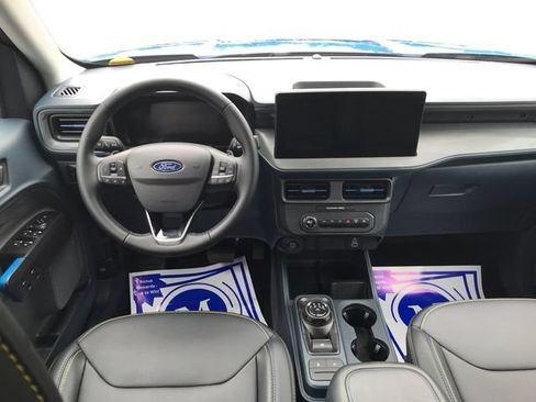 Certified 2025 Ford Maverick Lobo AWD/4WD image 11