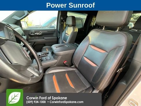 Used 2022 GMC Sierra 1500 AT4 w/ Technology Package AWD/4WD image 7