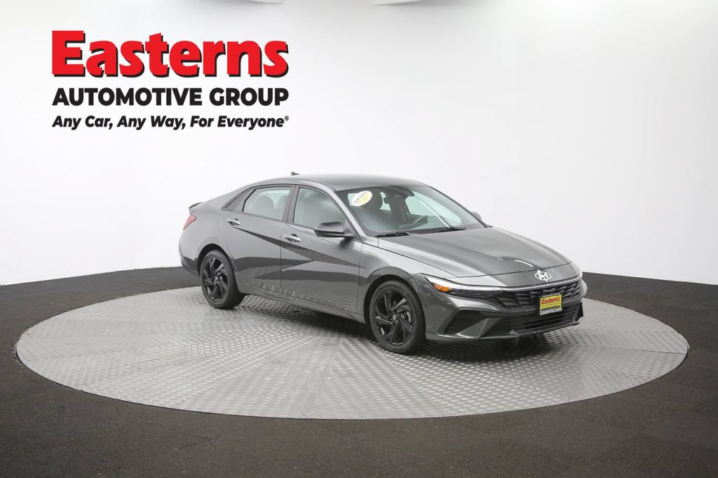 Used 2026 Hyundai Elantra Sport FWD image 50