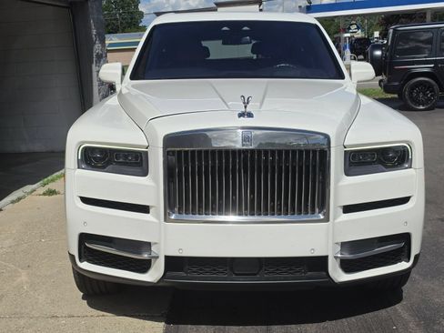 Used 2023 Rolls-Royce Cullinan w/ Leather Finishing Pack AWD/4WD image 2