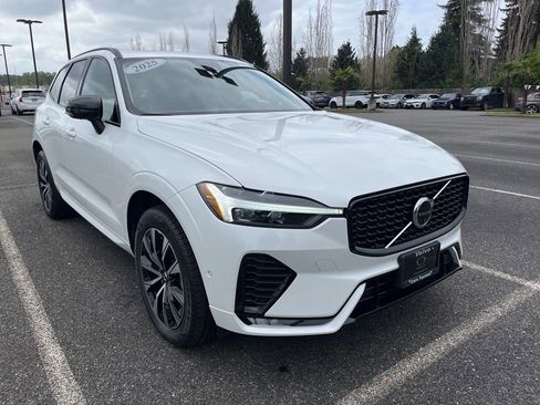 Certified 2025 Volvo XC60 B5 Plus AWD/4WD image 6