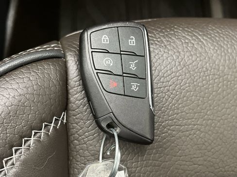 Certified 2022 GMC Yukon Denali image 32