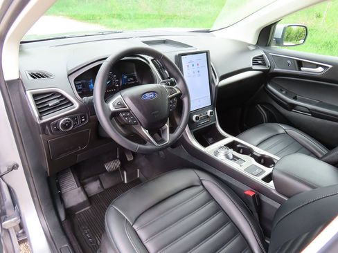 Used 2023 Ford Edge SEL w/ Convenience Package AWD/4WD image 20