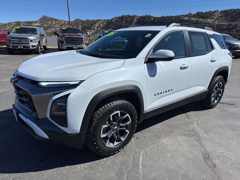 New 2026 Chevrolet Equinox ACTIV image 3