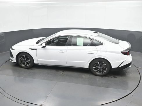 Used 2025 Hyundai Sonata SEL FWD image 33