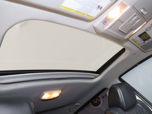 Used 2019 Toyota Tundra Platinum image 11