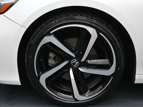 Used 2020 Honda Accord Sport image 27