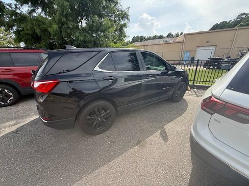 Used 2021 Chevrolet Equinox LT FWD image 3