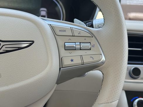 Used 2026 Genesis G70 2.5T Prestige RWD image 12