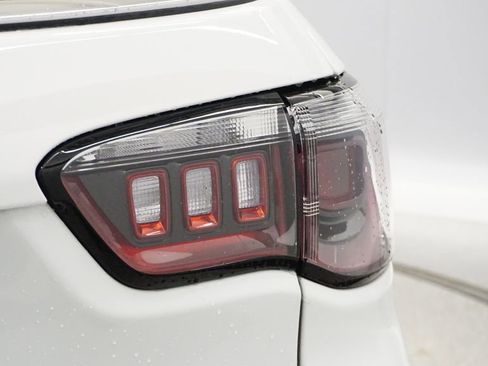 New 2026 Jeep Compass Limited image 20