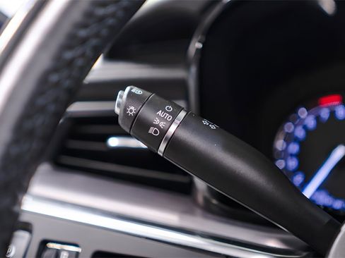 Used 2019 Cadillac XT5 Luxury image 21