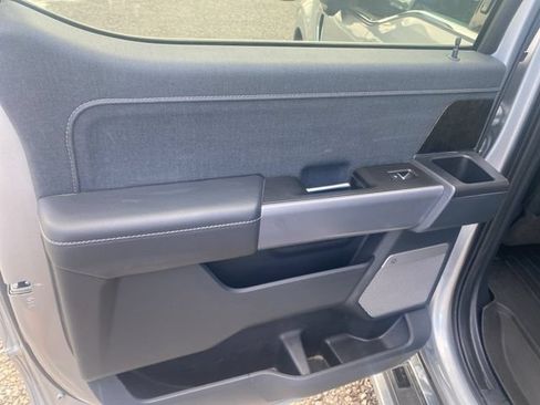 Used 2022 Ford F150 Lariat AWD/4WD image 12