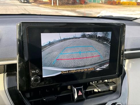 Used 2023 Toyota Corolla Cross L image 26