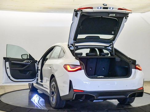 New 2026 BMW i4 eDrive40 w/ Parking Assistance Package image 25