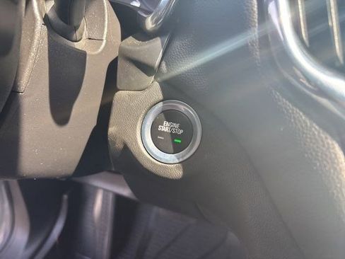 Used 2023 Chevrolet Equinox LT image 20