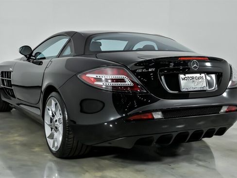 Used 2005 Mercedes-Benz SLR image 10