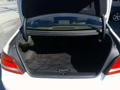 Used 2014 Hyundai Equus Signature RWD image 30