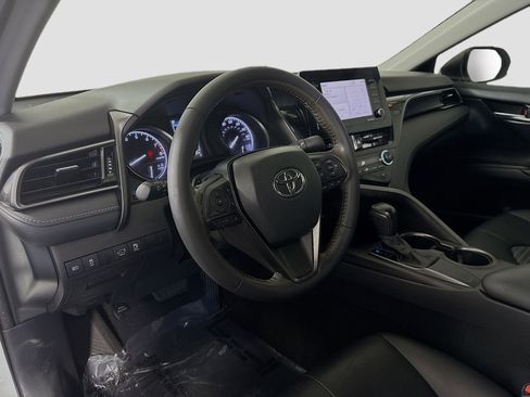 Used 2021 Toyota Camry SE image 22