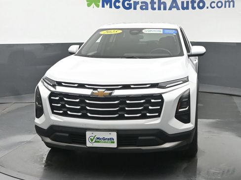 Used 2025 Chevrolet Equinox LT AWD/4WD image 6
