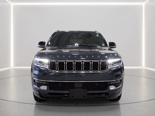 Used 2025 Jeep Wagoneer 4WD w/ Premium Group I image 9