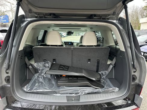 New 2026 Hyundai Santa Fe Calligraphy AWD/4WD image 11