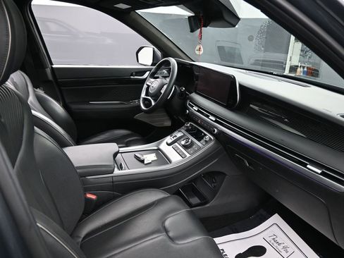 Used 2023 Hyundai Palisade Calligraphy image 30