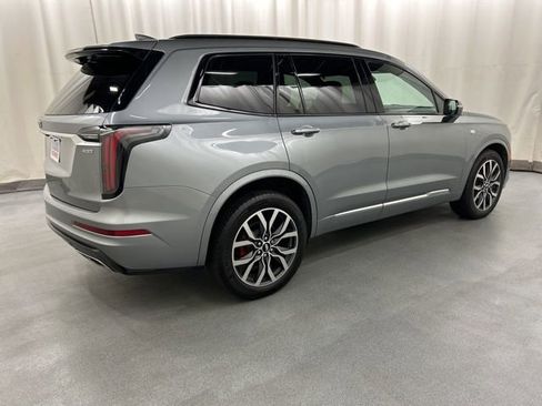 Used 2023 Cadillac XT6 Sport image 4