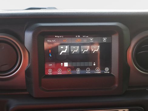 Used 2022 Jeep Wrangler Unlimited Sport AWD/4WD image 21