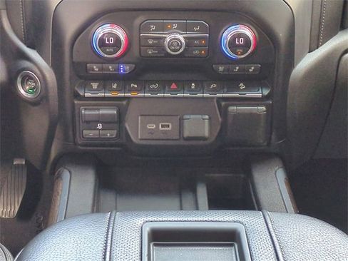 Used 2021 GMC Sierra 2500 Denali image 19