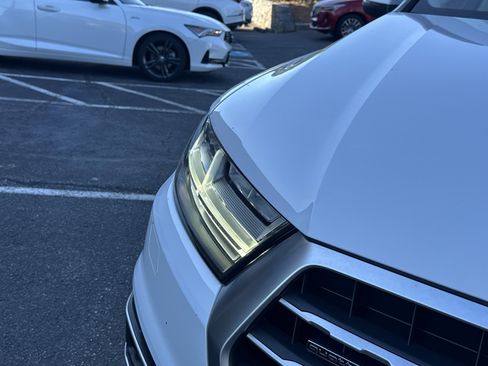 Used 2019 Audi Q7 3.0T Prestige w/ Prestige Package AWD/4WD image 12