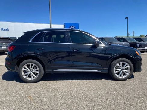 Used 2022 Audi Q3 2.0T Premium AWD/4WD image 6