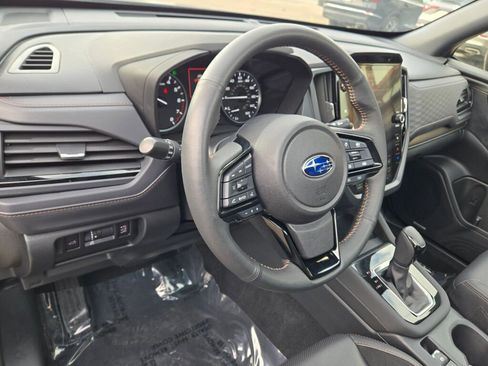 Used 2025 Subaru Forester Touring image 27