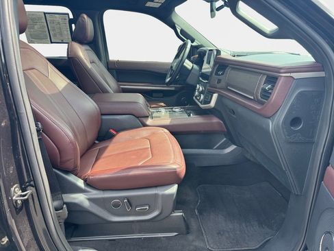 Used 2023 Ford Expedition Max Limited AWD/4WD image 19
