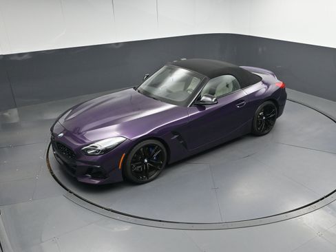 Used 2023 BMW Z4 M40i w/ Premium Package image 36