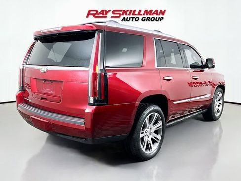 Used 2016 Cadillac Escalade Premium AWD/4WD image 7