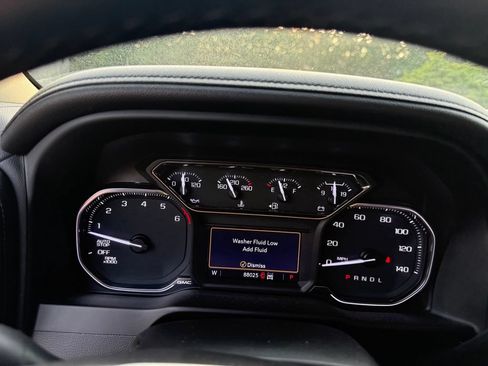 Used 2021 GMC Sierra 1500 Elevation w/ X31 Off-Road Package AWD/4WD image 13