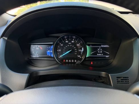 Used 2017 Ford Explorer Limited w/ Equipment Group 301A AWD/4WD image 21
